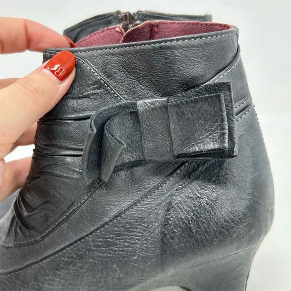 Women's Blue Gray Leather Heeled Ankle Boots Size 38 Bow Detail Ruched - Picture 7 of 14